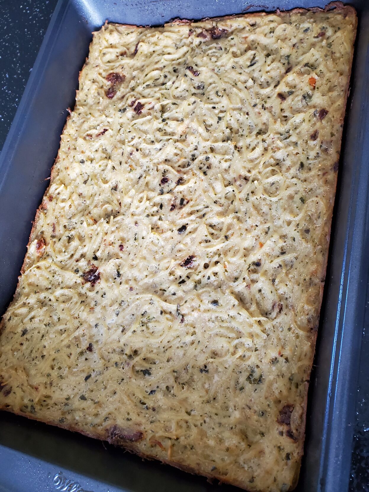 Pesto kugel